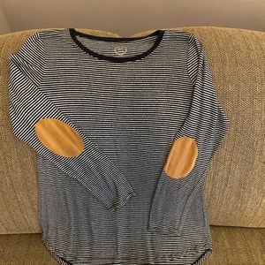Women’s Long Sleeve Top